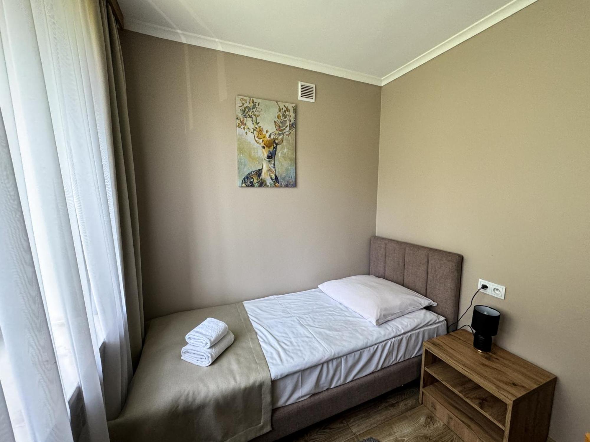 Hotel Echo Cedzyna Екстер'єр фото